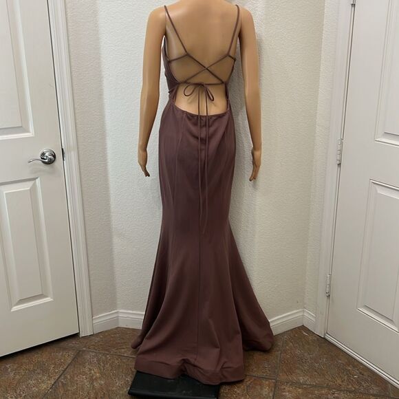 Windsor Dress Gown Purple Mauve Size Medium Spaghetti Strap Tie Backless Maxi - Picture 6 of 16